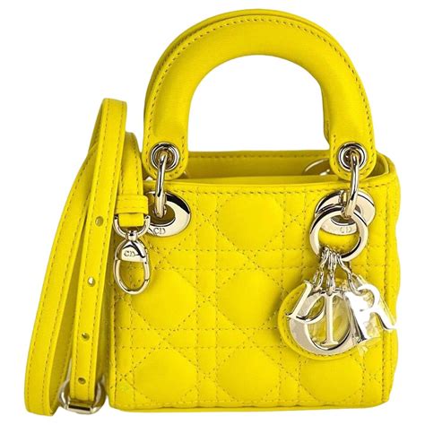 Micro Lady Dior Tasche Cannage Lammleder in Gelb